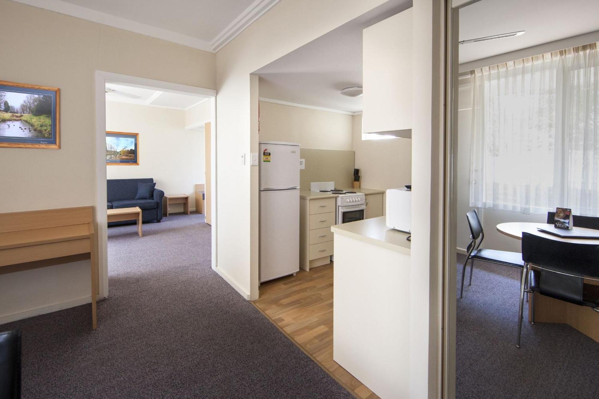 Redhill Cooma Motor Inn Exterior photo