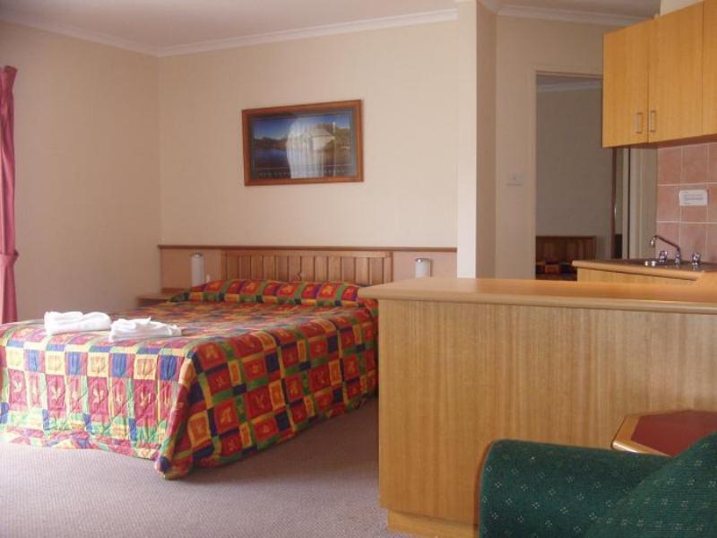 Redhill Cooma Motor Inn Exterior photo