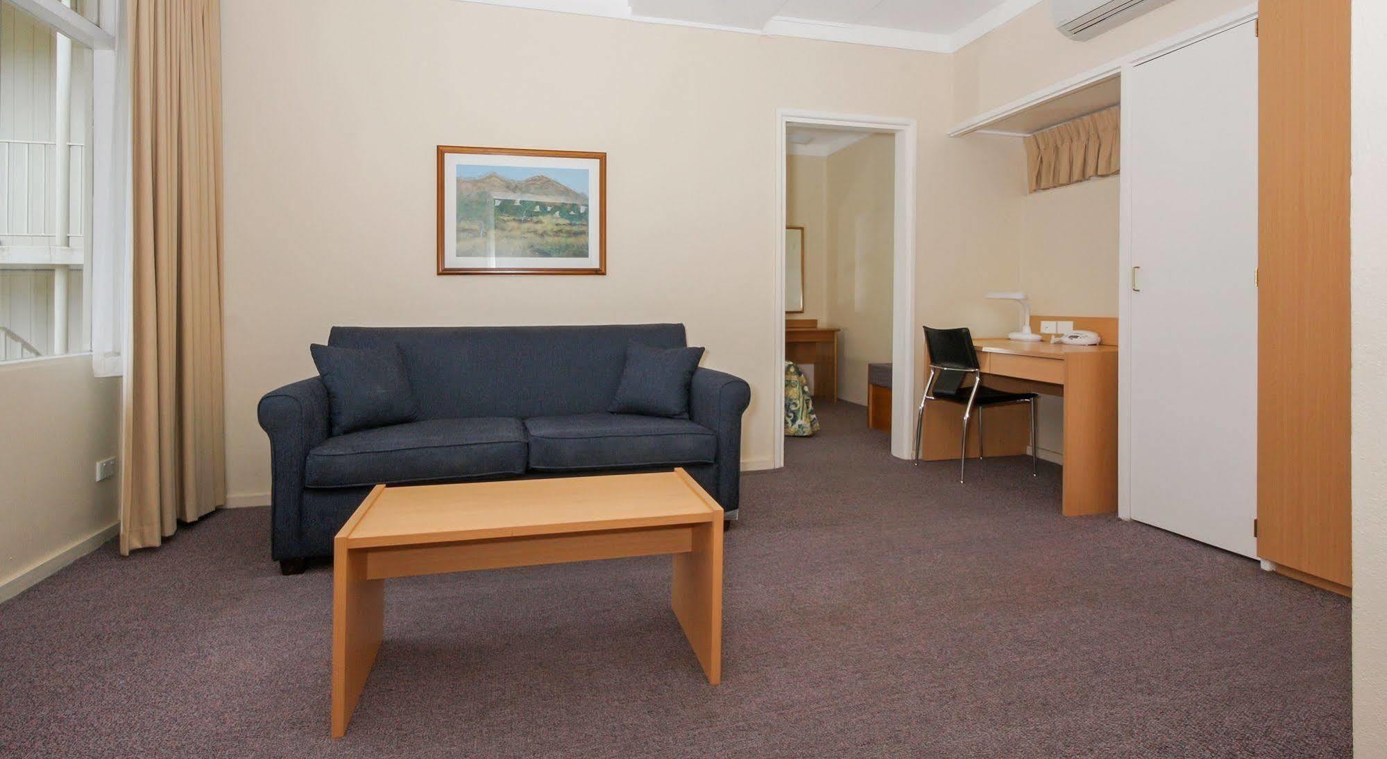 Redhill Cooma Motor Inn Exterior photo